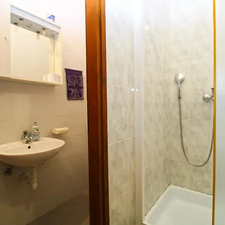 Apartamento Miro 1184 *