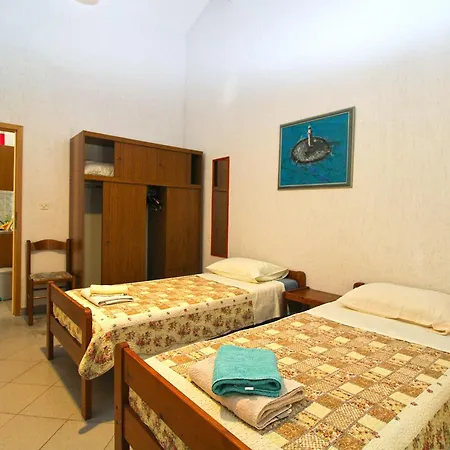 Miro 1184 Apartamento Pjescana Uvala