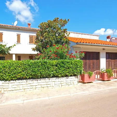 Miro 1184 Apartman Pješčana Uvala